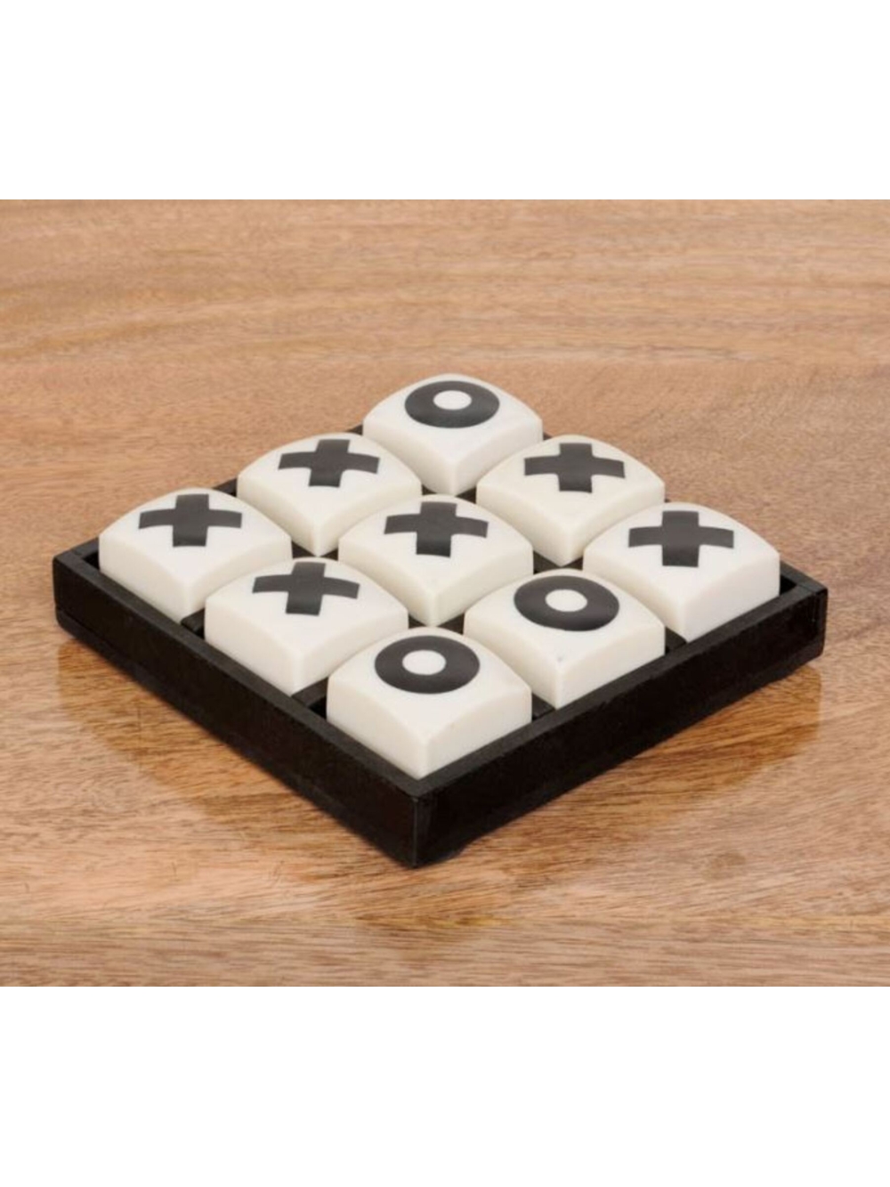 Jeu morpion OXO blanc & noir P:13 cm Lar:13 cm Jeu morpion OXO blanc & noir P:13 cm Lar:13 cm